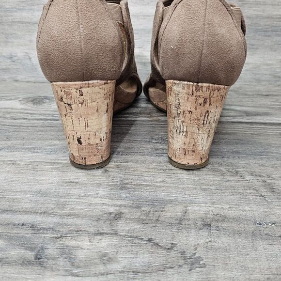 Life Stride Hinx Wedge Floral Suede Boho Sandal - Picture 8 of 11